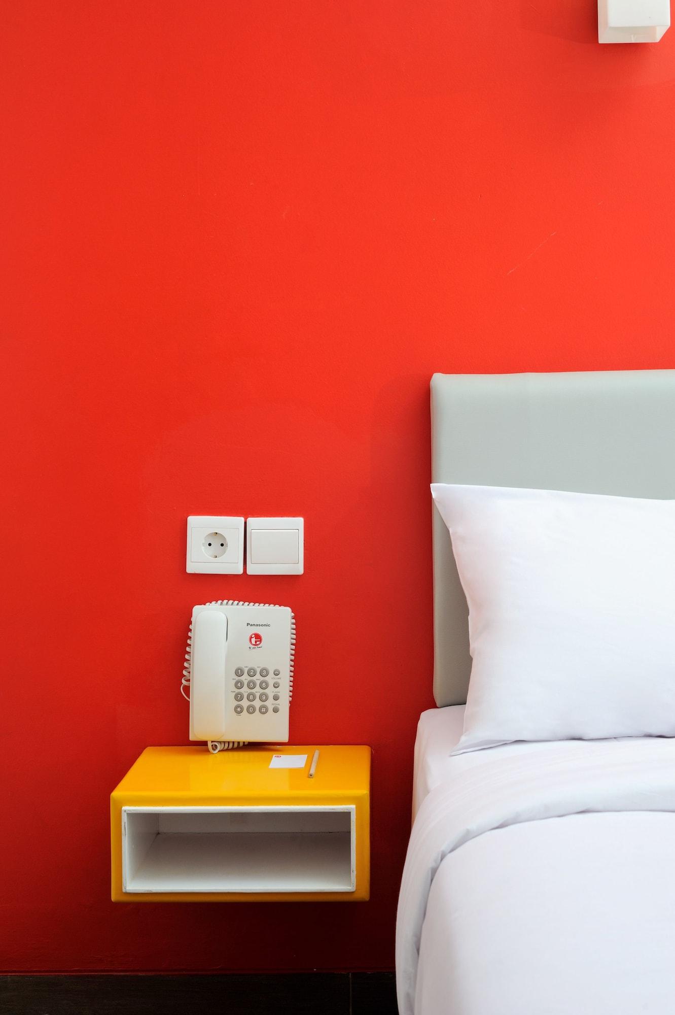 Amaris Hotel Serpong Tangerang Экстерьер фото