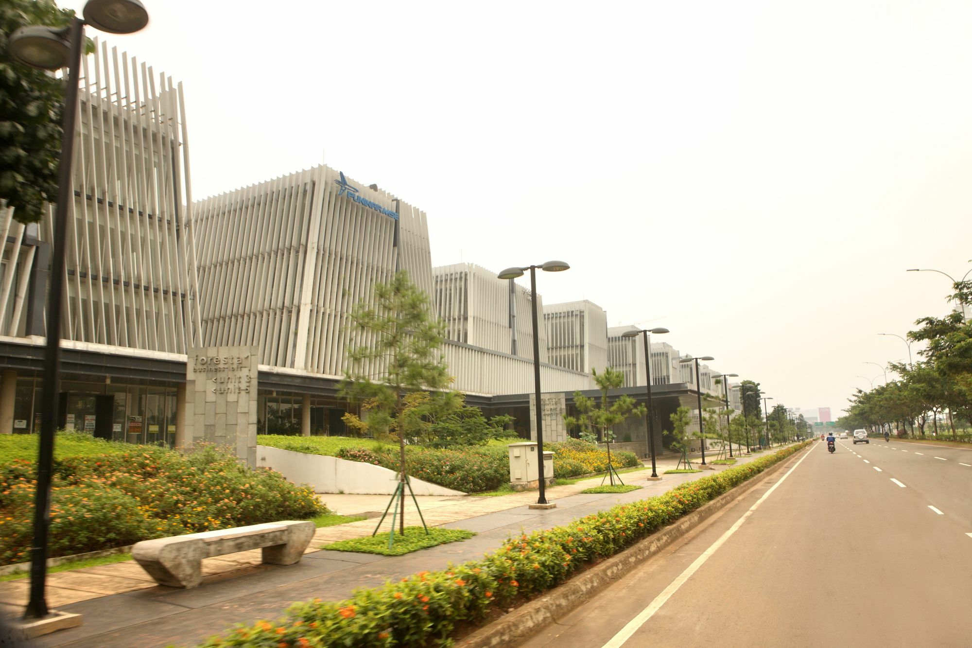 Amaris Hotel Serpong Tangerang Экстерьер фото